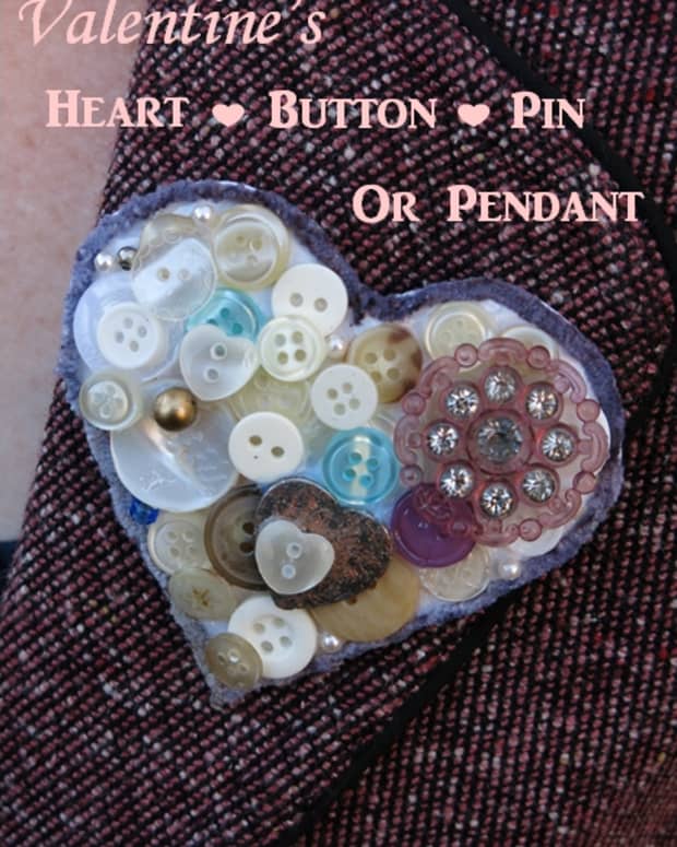 diy-jewelry-craft-heart-shaped-button-pin-brooch-or-pendant