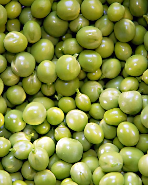 green-peas-nutrition-interesting-facts-and-a-poem
