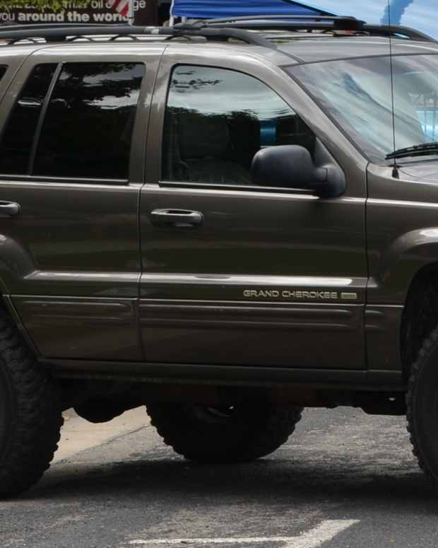 How to Install a 2Inch Complete Lift Kit on a Jeep Cherokee XJ 1984