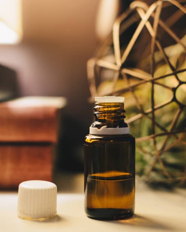 10-popular-essential-oil-combinations-and-blends