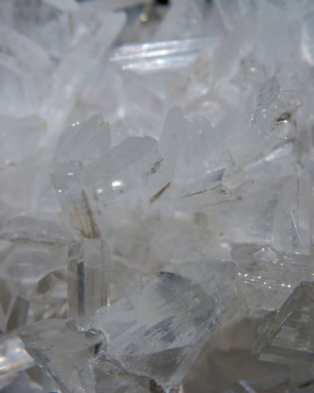 the-power-of-selenite-crystals-metaphysical-and-spiritual-properties