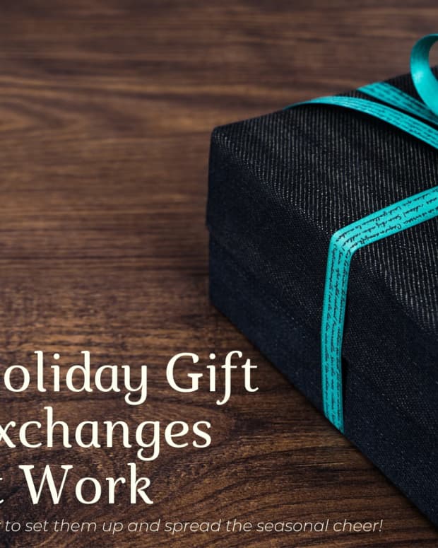 how-to-organize-a-gift-exchange-at-work-for-christmas