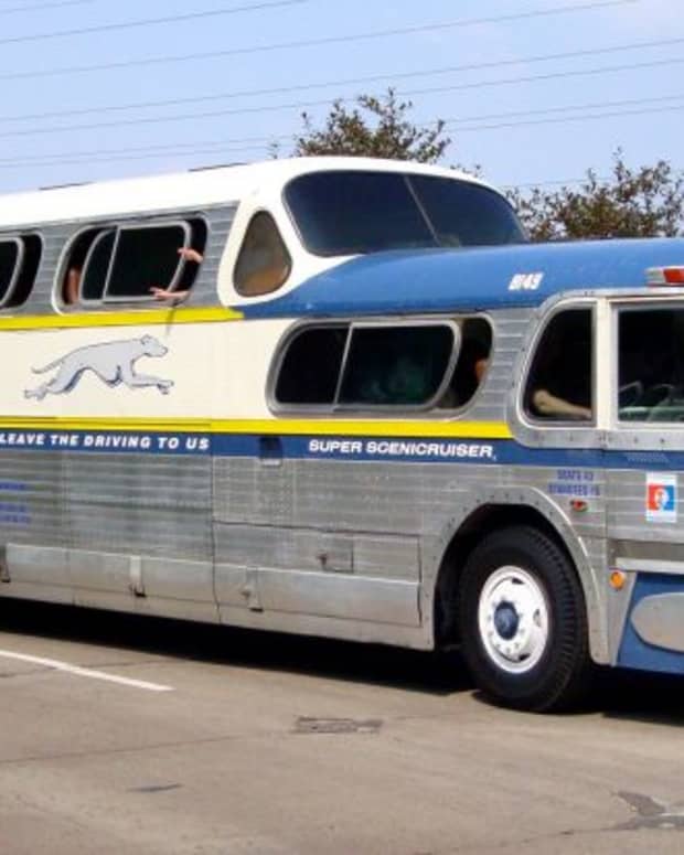 tips-for-travel-on-a-greyhound-bus