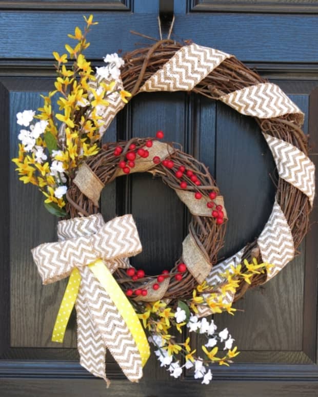 diy-craft-tutorial-how-to-make-a-double-grapevine-welcome-wreath-for-every-season