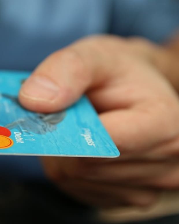 the-pros-and-cons-of-credit-cards