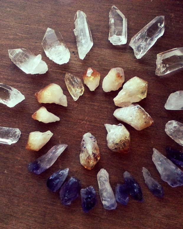 using-crystals-for-personal-empowerment-and-success