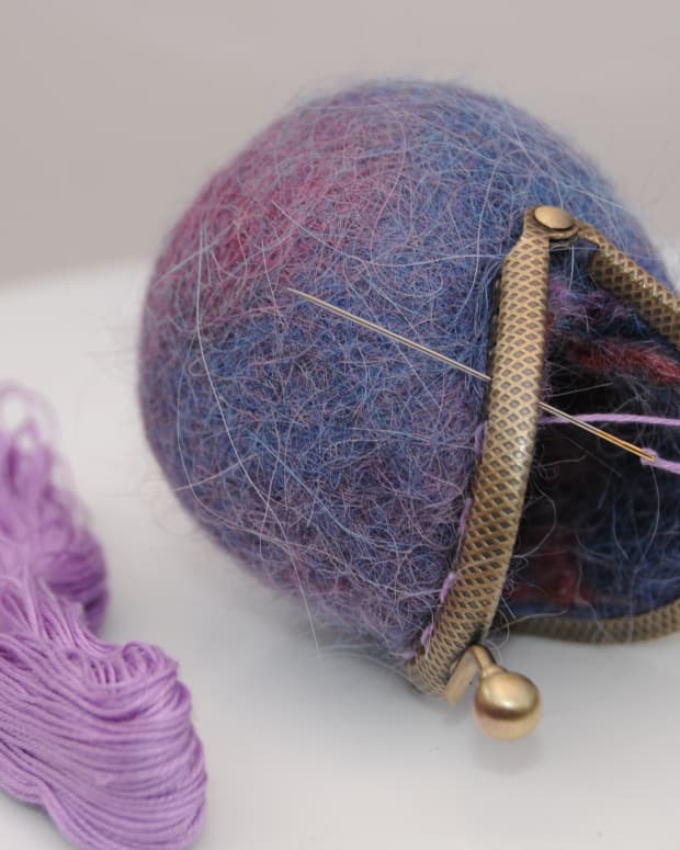 Make a Wool Ball from Wool Yarn using the Wet Felt Method 