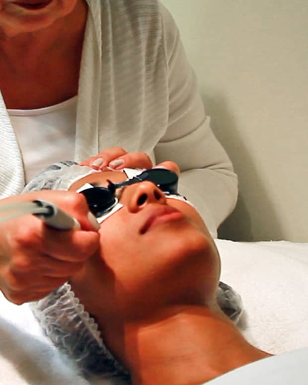 a-review-of-microdermabrasion