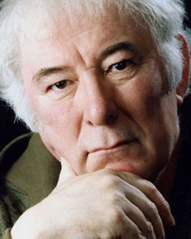 Seamus Heaney's "Storm on the Island"
Seamus Heaney's "Digging"