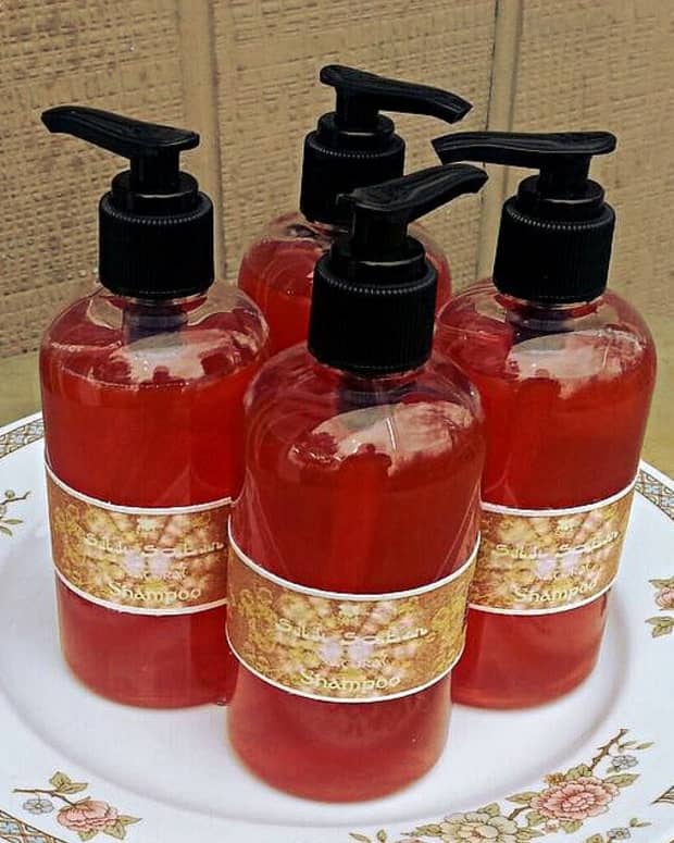 how-to-make-homemade-liquid-shampoo-using-liz-ardladys-famous-shampoo-bar-recipe