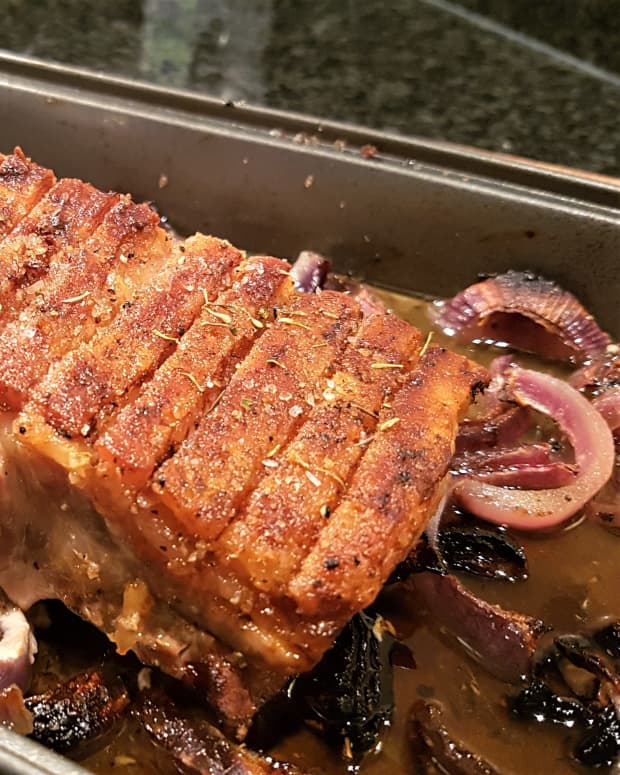 How To Roast Pork Loin With Crispy Crackling Delishably 8395