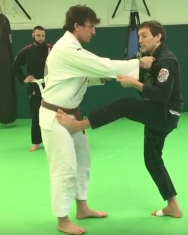 attacking-from-the-guard-pull-in-bjj