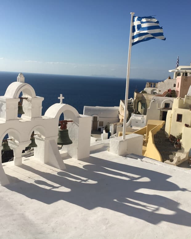 travel-to-santorini-helpful-tips-you-need-to-know