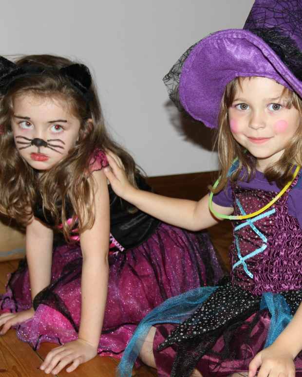 halloween-safety-tips-for-kids-pets-how-to-keep-safe-on-halloween