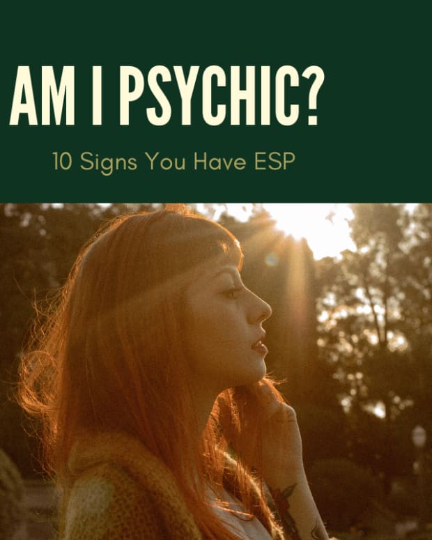 am-i-psychic-10-signs-of-extra-sensory-perception＂>
                </picture>
                <div class=