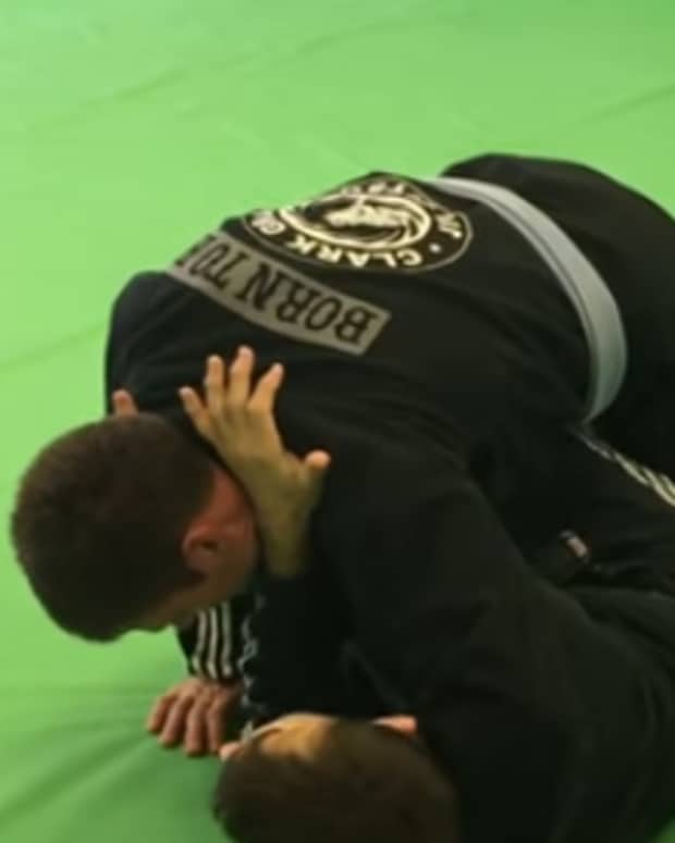 Basic Gi Chokes From the Back A BJJ Tutorial HowTheyPlay
