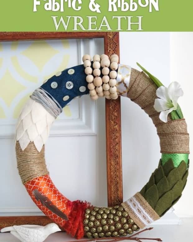 diy-craft-tutorial-how-to-make-a-four-seasons-fabric-and-ribbon-wreath