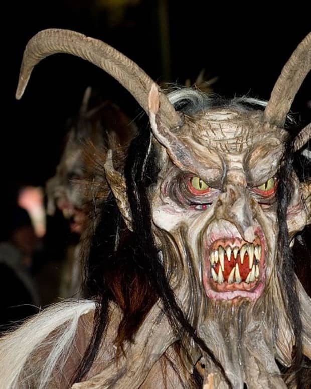 naughty-children-watch-out-krampus-is-coming-to-town