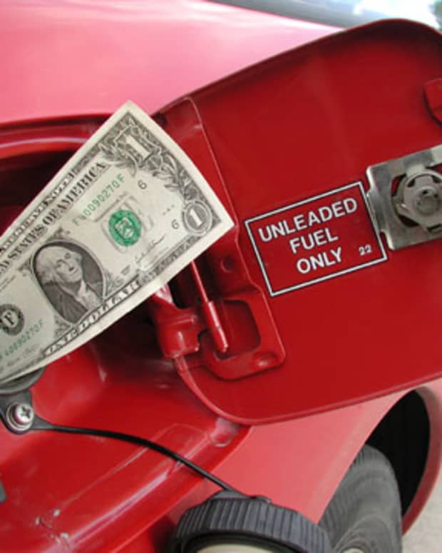 25-expert-ways-to-save-money-at-the-gas-pump