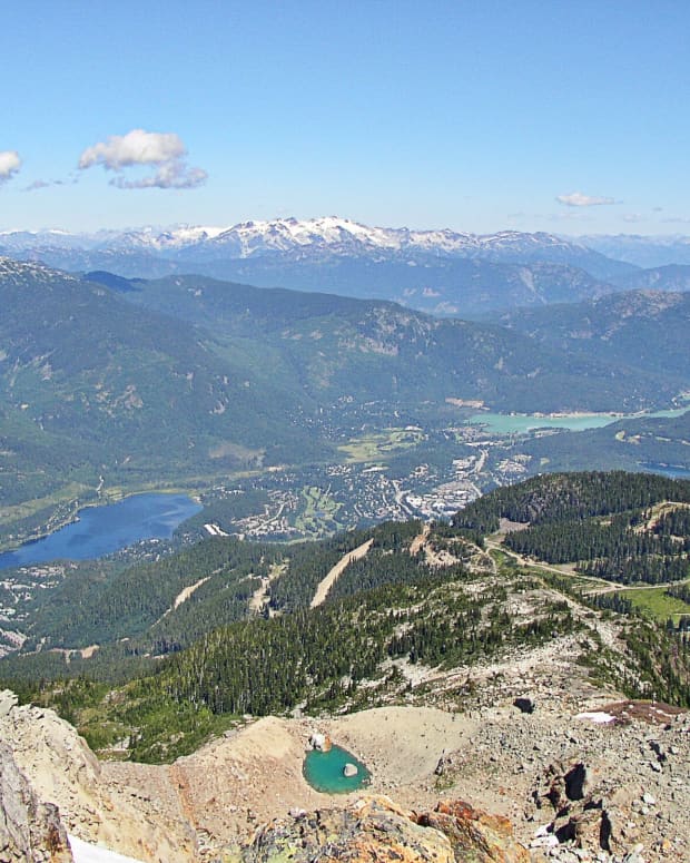 whistler-resort-and-village-in-british-columbia-facts-and-photos