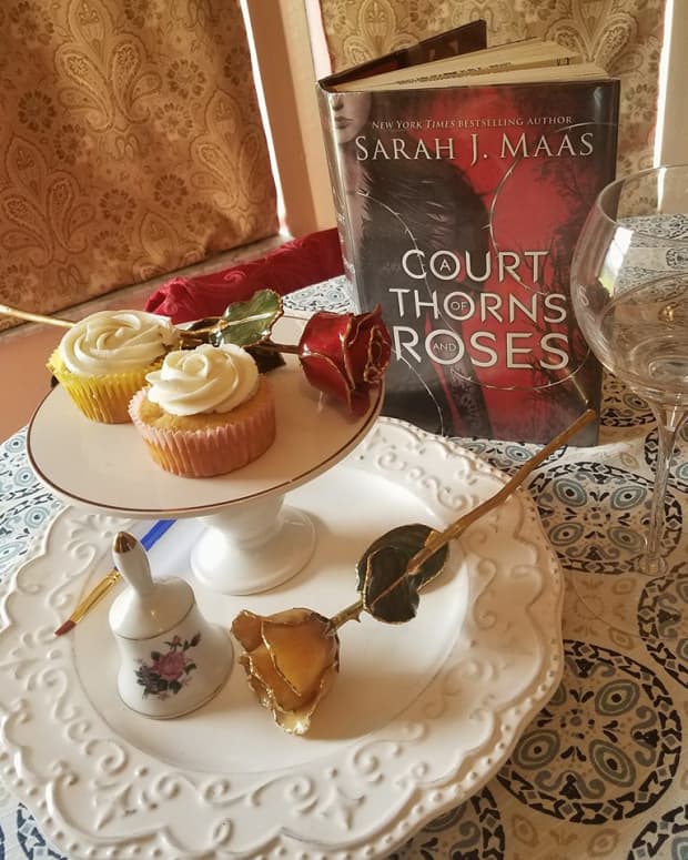 a-court-of-thorns-and-roses-book-discussion-and-recipe