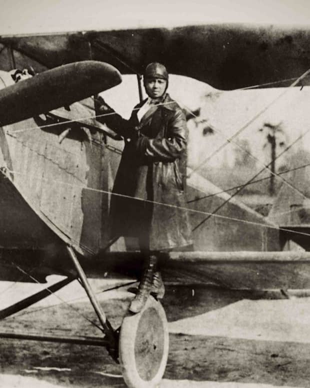 bessie-coleman-the-first-female-african-american-to-become-a-licensed-pilot