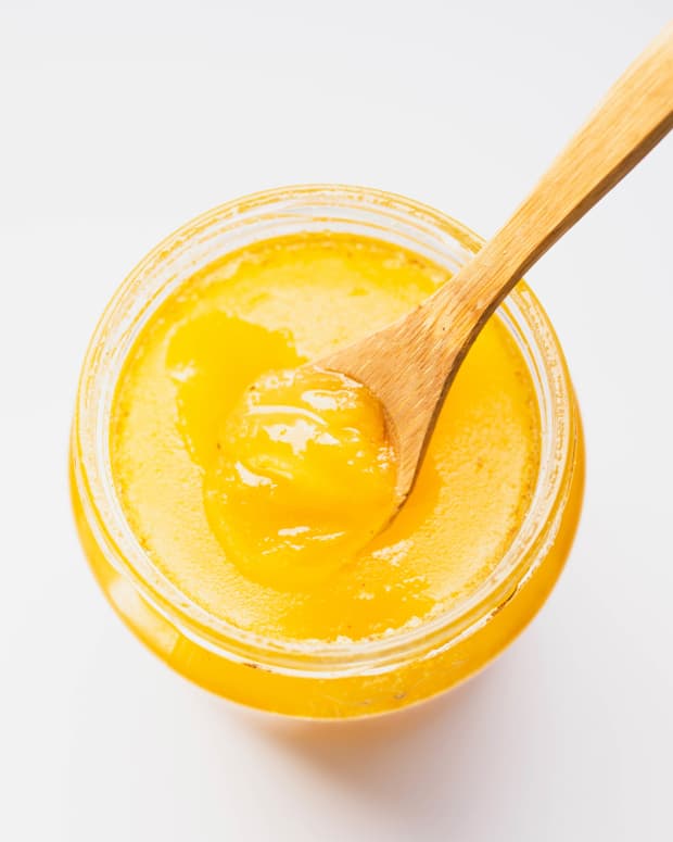diy-peel-off-face-mask-for-acne-and-dull-skin