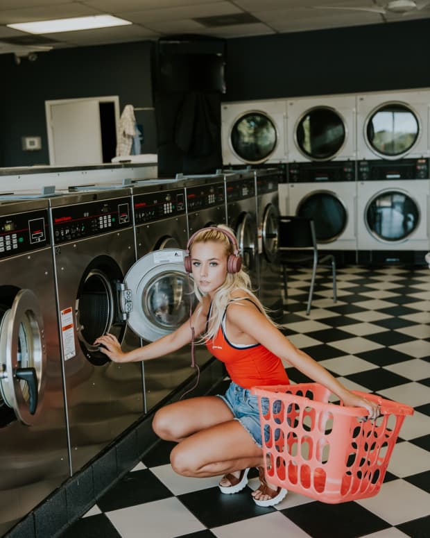 is-there-any-place-as-scary-as-a-laundry-mat