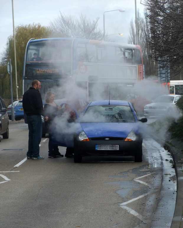 Three Types of Hose Clamps for Cooling Systems Spring Vs. Worm Vs. T