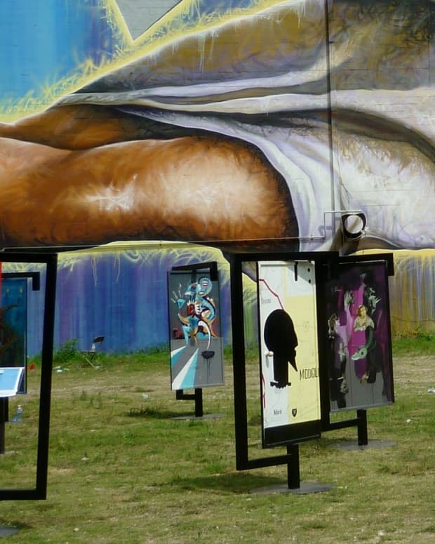open-the-door-captivating-houston-art-installation