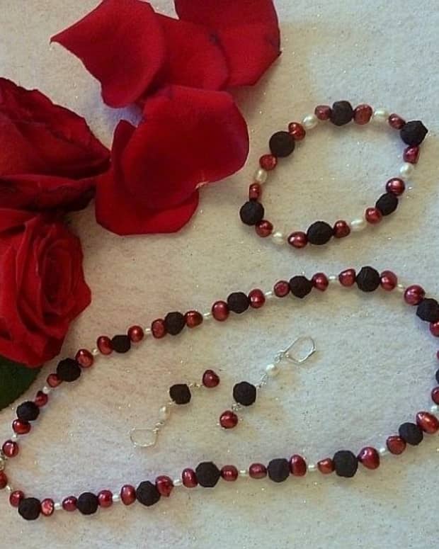 rose-beads