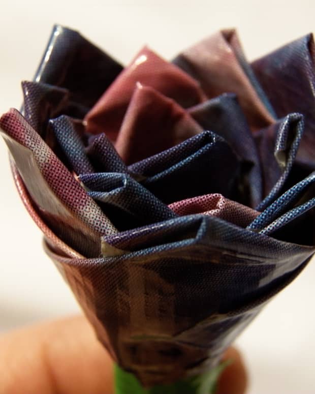 how-to-make-a-duct-tape-flower