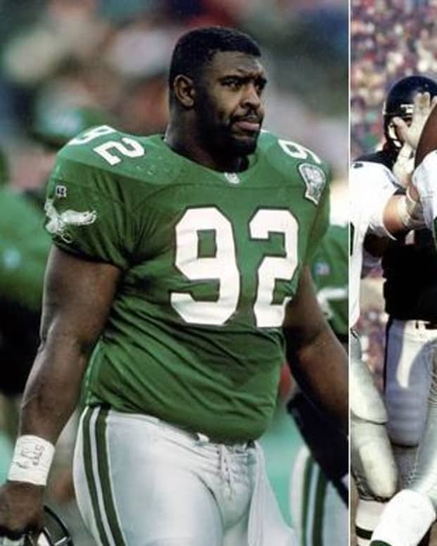 Top 10 Offensive Lines in NFL History - HowTheyPlay