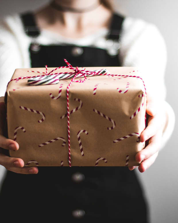 4-things-to-consider-when-giving-gifts