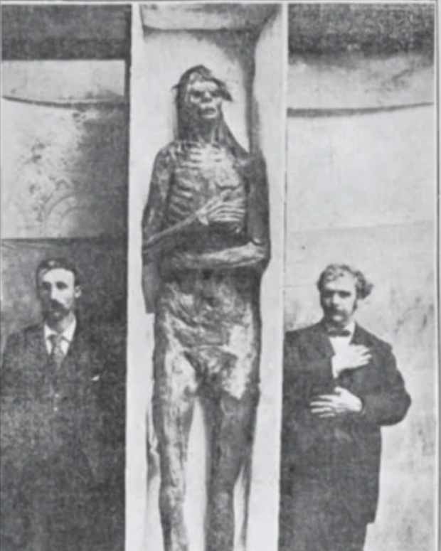 american-history-censored-mound-builders-giants-of-antiquity-and-hollow-earth