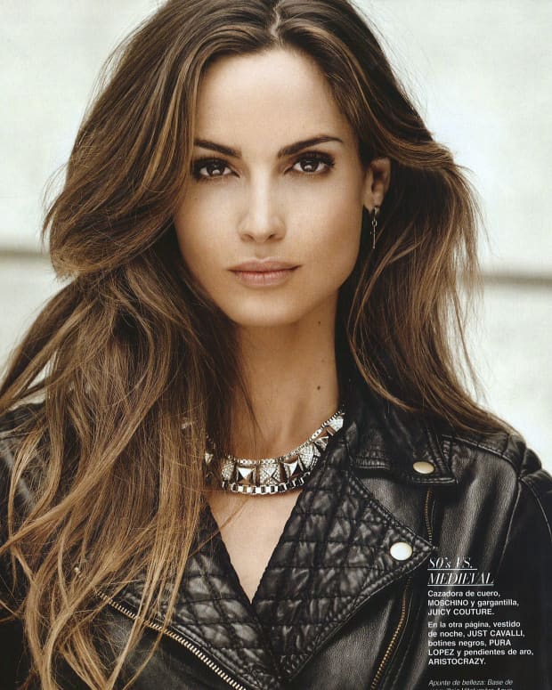 ariadne-artiles-one-of-the-most-beautiful-spanish-fashion-models