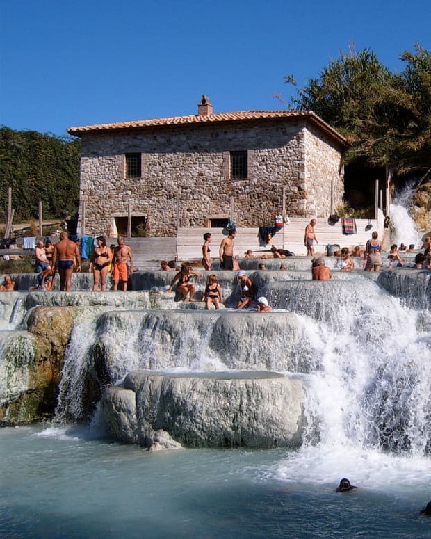 4-thermal-springs-you-can-visit-by-car-from-rome