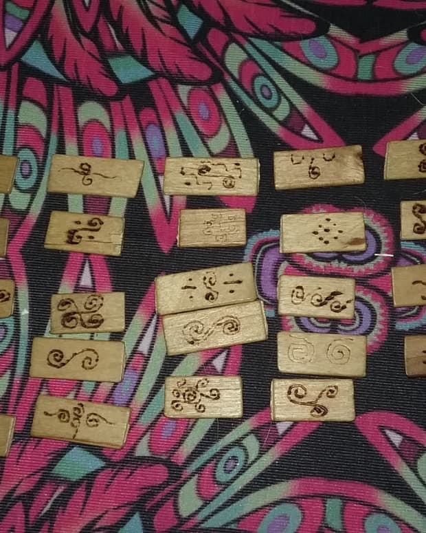 using-runes-to-improve-your-intuition-and-how-to-make-them