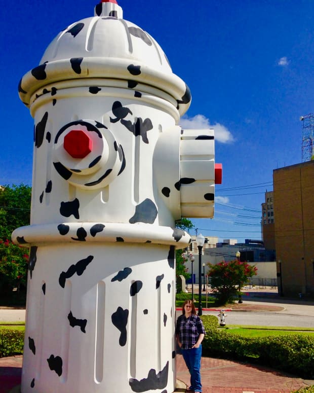 travel-with-me-to-see-the-worlds-largest-working-fire-hydrant-in-beaumont-tx