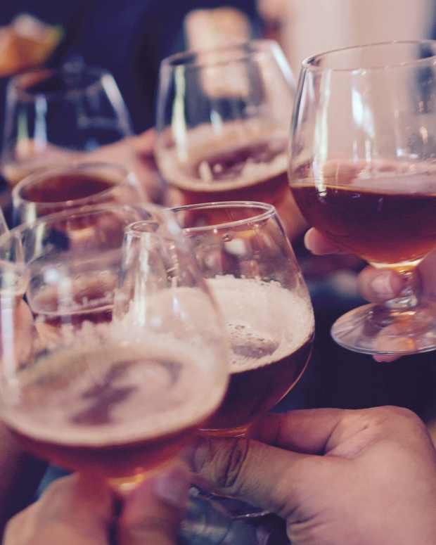 10 Drinking Games for Two People HobbyLark