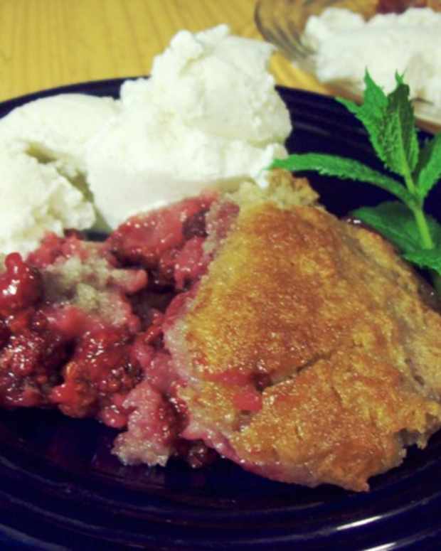 "Stardew Valley" Inspired Blackberry Cobbler (Easy to Make!) Delishably