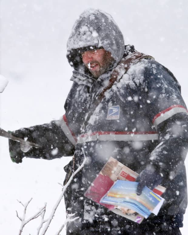 five-snow-shockers-for-former-fair-weather-mailmen
