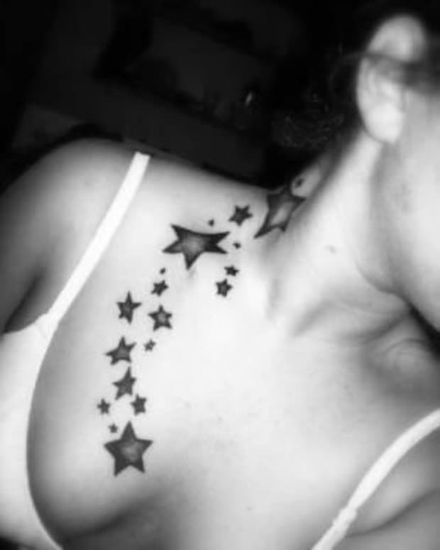 ten-emo-tattoo-ideas-for-girls-emo-stars-emo-hearts-and-more-emo-tattoos-feminine-emo-tattoos