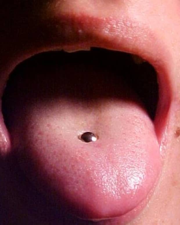 tongue-piercing-care