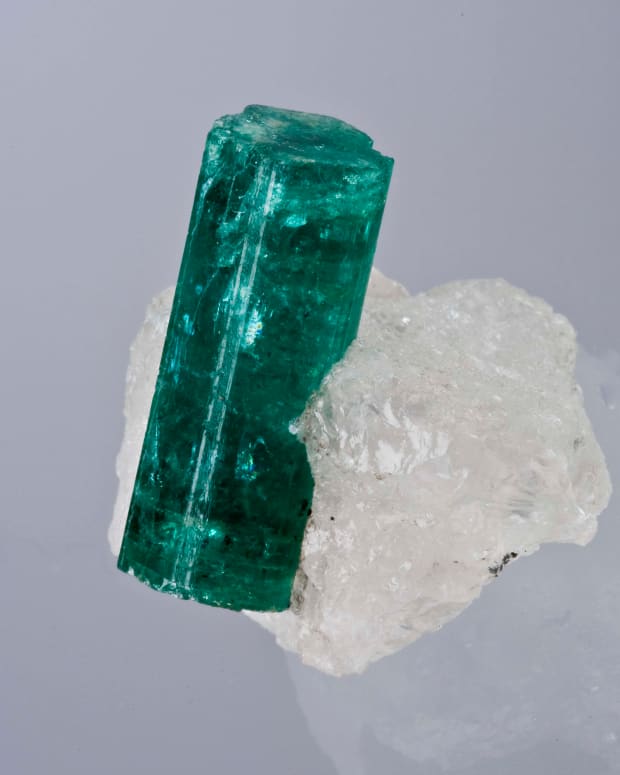 benefits-of-emerald-gemstone