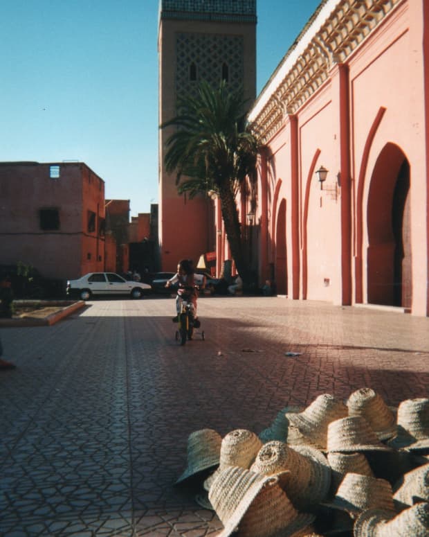 mint-tea-in-marrakech