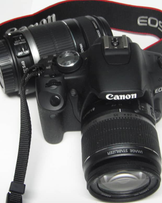 Canon EOS 500D with the two lens in the Kit