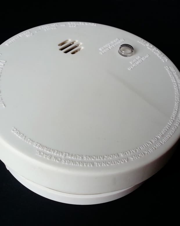 every-smoke-detector-should-have-an-off-switch