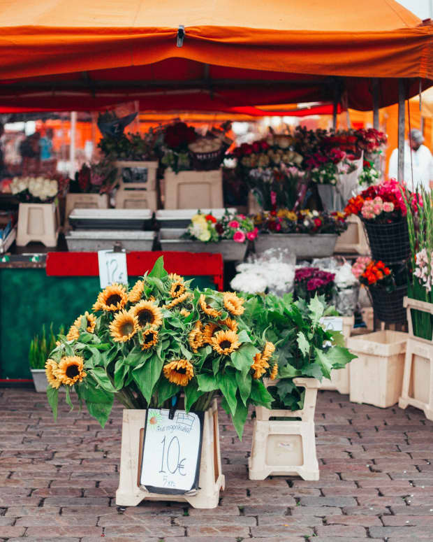 farmers-markets-and-events-how-to-decide-where-to-sell-your-products