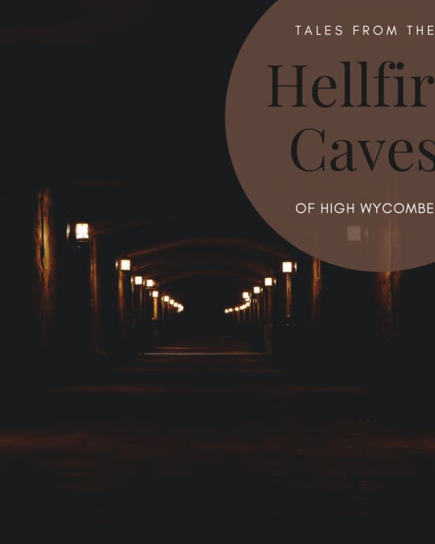the-hellfire-club-the-true-story-of-lord-dashwood-witchcraft-and-ghostly-apparitions-at-the-hellfire-caves